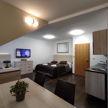Anensky Apartman C303 - S O2 Tv A Stabilni Rychlou Wifi, S Moznosti Dokoupeni Bufetovych Snidani - By Relax Харачов Екстериор снимка
