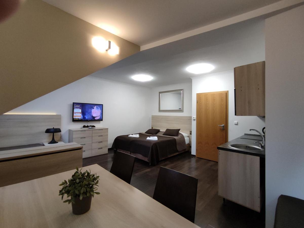 Anensky Apartman C303 - S O2 Tv A Stabilni Rychlou Wifi, S Moznosti Dokoupeni Bufetovych Snidani - By Relax Харачов Екстериор снимка